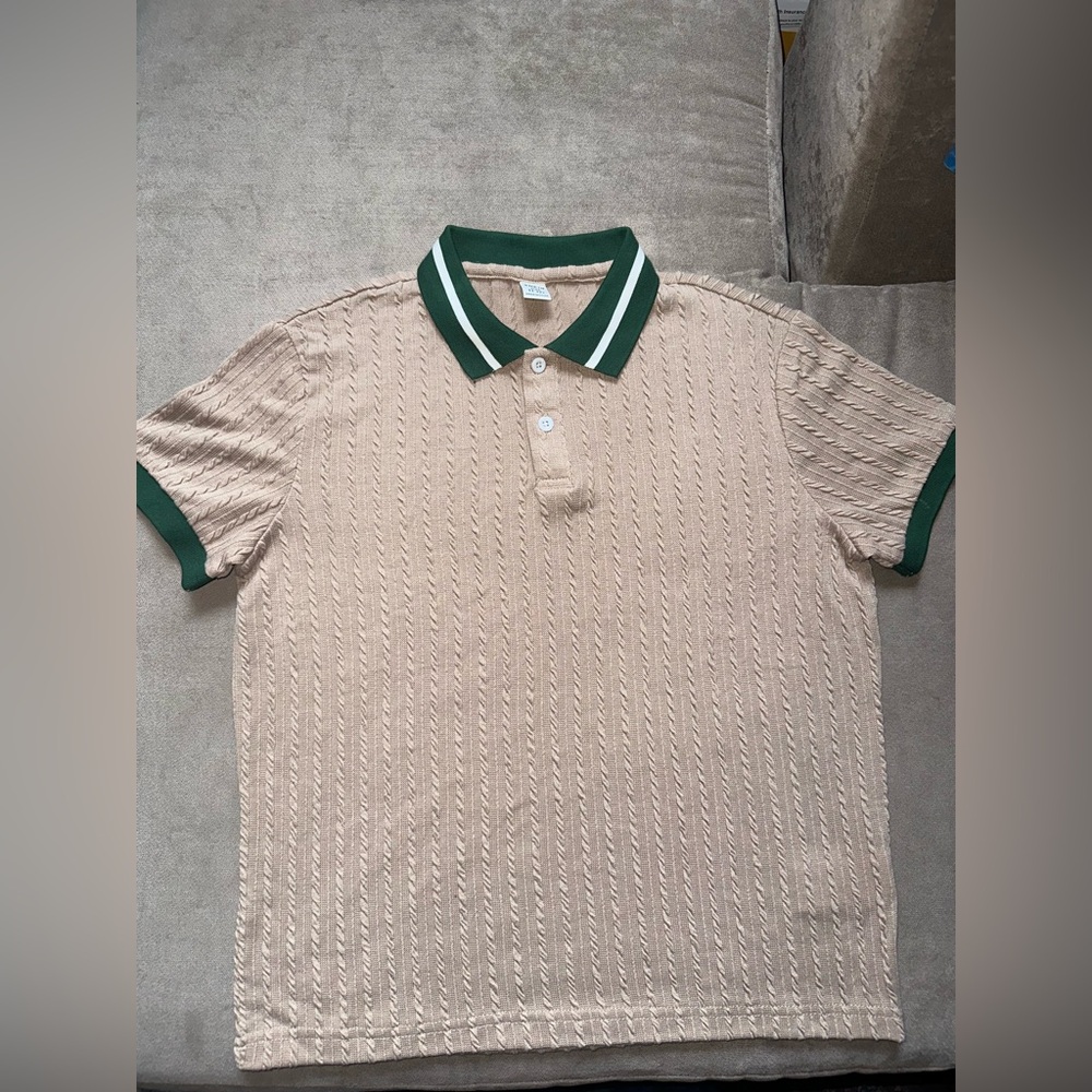 SHEIN Kids Beige Polo Shirt with Green Trim